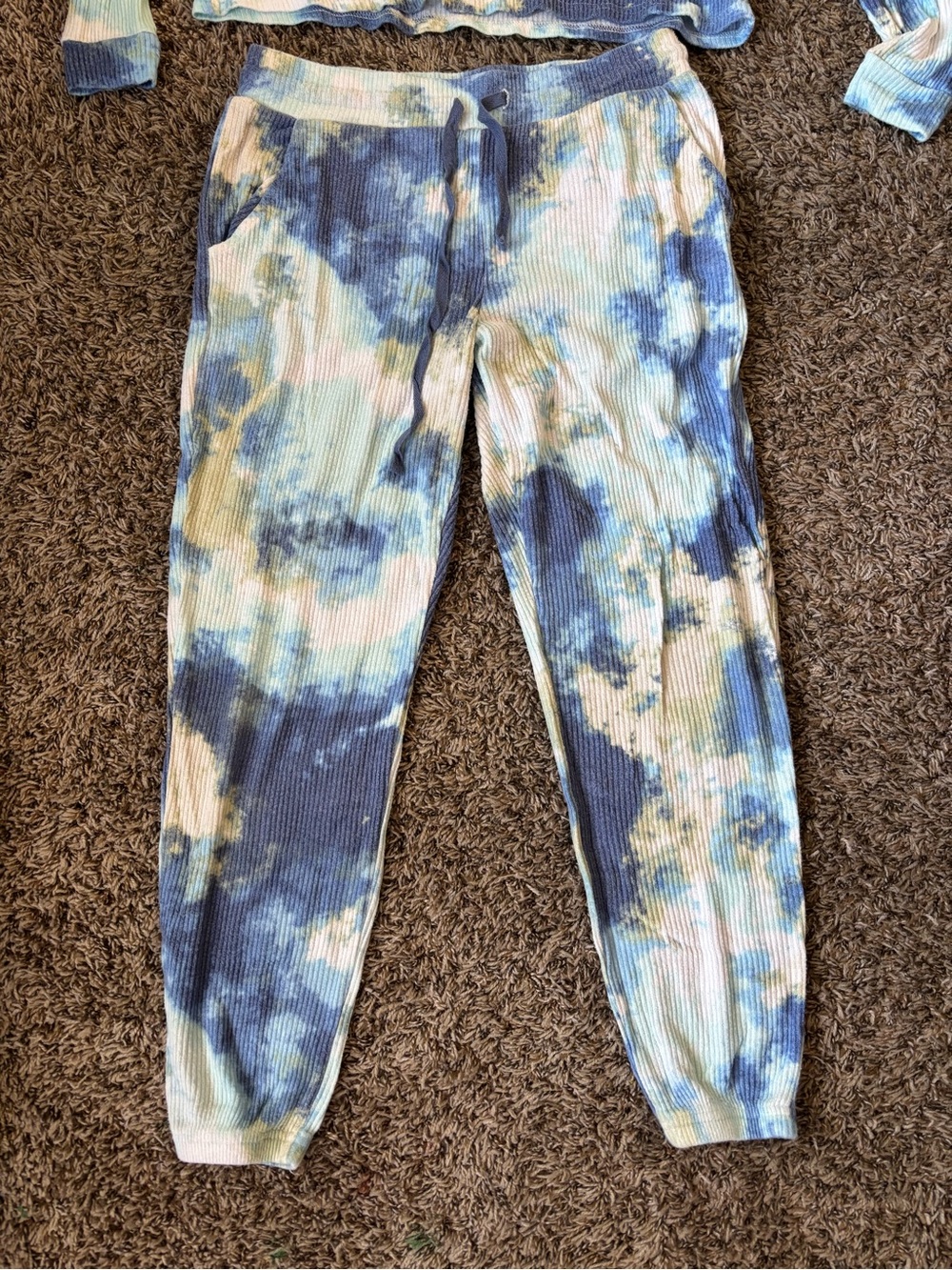 Lularoe Lulu set - Medium